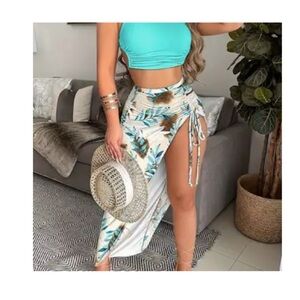 Tropical cropped top and skirt set